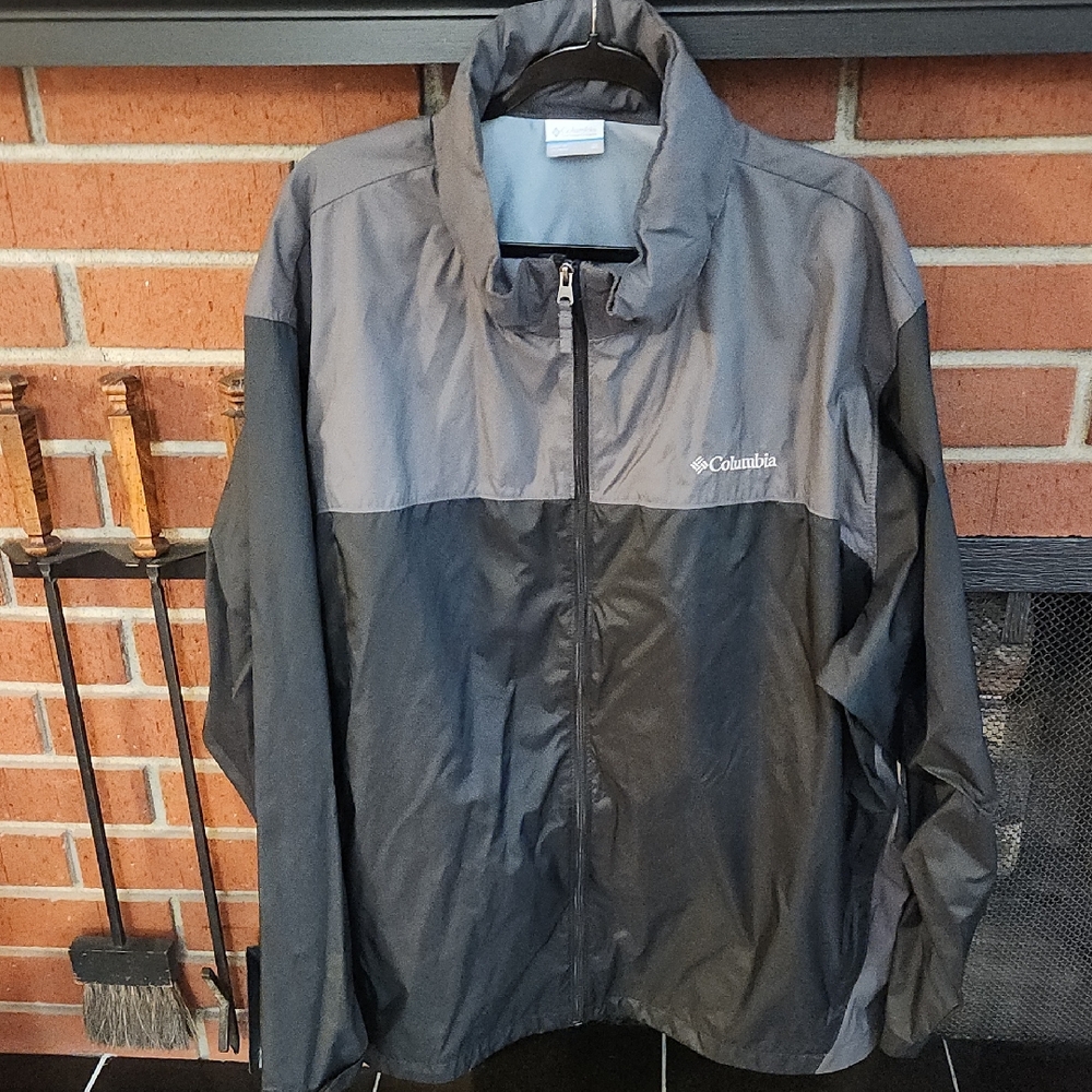 Columbia Windbreaker